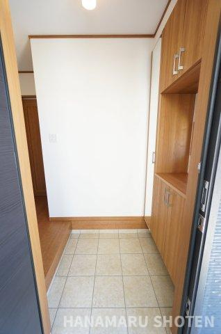 中古　千葉市若葉区加曽利町の玄関|＊当日ご案内可＊ご希望の物件まとめてご案内！弊社が掲載していない物件でもOK♪お気軽にご相談ください ♪お電話でのお問合わせがスムーズ♪