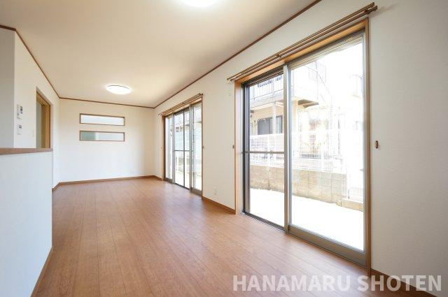 中古　千葉市若葉区加曽利町の居間・リビング|＊当日ご案内可＊ご希望の物件まとめてご案内！弊社が掲載していない物件でもOK♪お気軽にご相談ください ♪お電話でのお問合わせがスムーズ♪