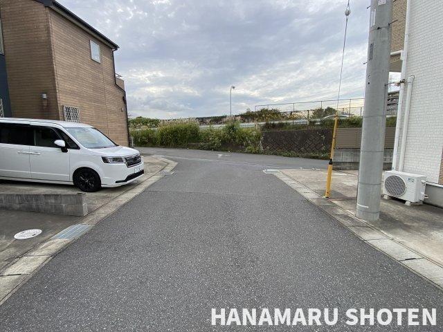中古　千葉市若葉区加曽利町の前面道路含む現地写真|＊当日ご案内可＊ご希望の物件まとめてご案内！弊社が掲載していない物件でもOK♪お気軽にご相談ください ♪お電話でのお問合わせがスムーズ♪