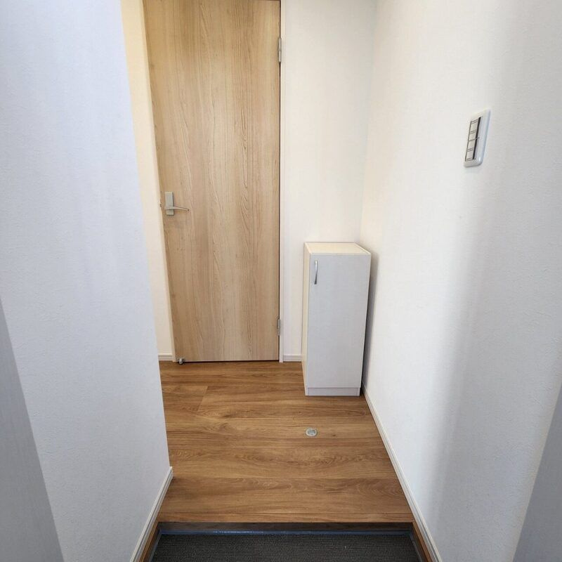 MELDIA大宮の玄関|別部屋参考写真となります