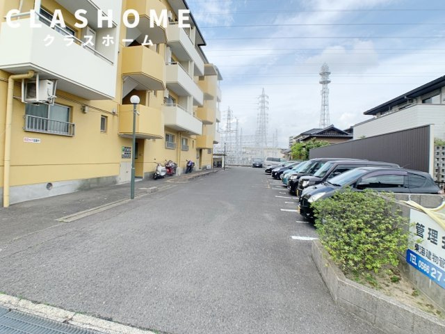 サンクリスタル末広　　刈谷市の賃貸ならクラスホーム刈谷店の駐車場