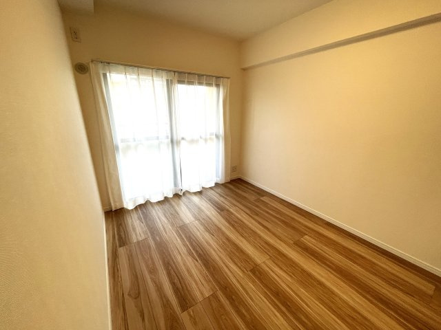 ダイアパレスグラン・ステージ博多の洋室|お子様のお部屋や書斎に良さそうです！！