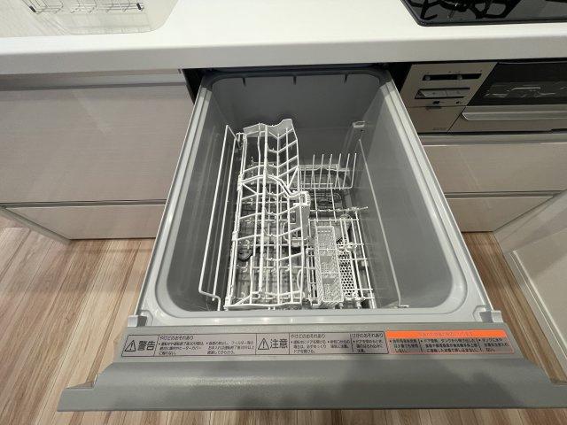 ダイアパレスグラン・ステージ博多のキッチン|食洗器付きのキッチン♪
日々使うものだからからこその、こだわりの設備にしております☆