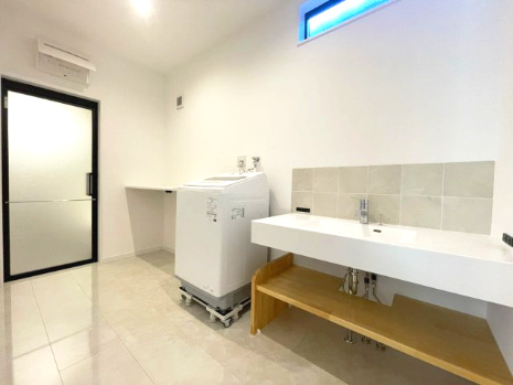 東大阪市喜里川町×自由設計の家　【建築条件付き売り土地】　の完成予想図|【施工例　洗面所】