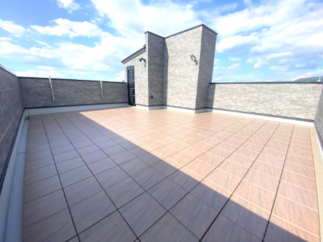 東大阪市喜里川町×自由設計の家　【建築条件付き売り土地】　の完成予想図|【施工例　スカイバルコニー】