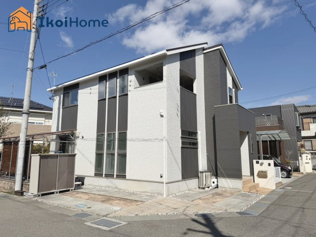 明石市魚住町西岡　中古戸建の駐車場|～ご見学に関して～平日や夜間でもご案内可能。決まったお時間で身動きが取れない方も臨機応変に対応します