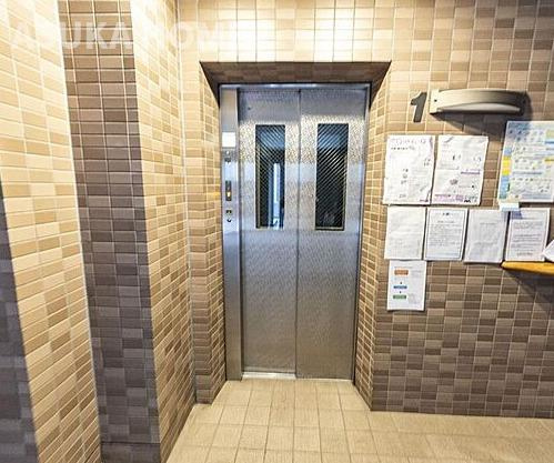 サウスヒルズ横浜弘明寺のその他共用部分|共用部分のエレベーターの写真です。