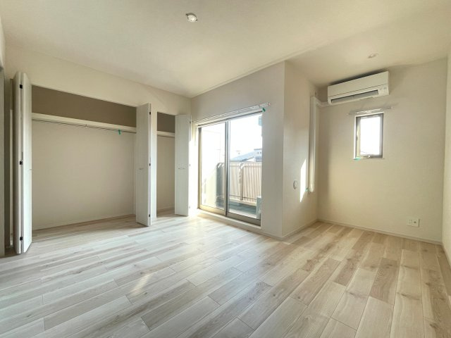 Ｃａｓａ　Ｓｔｒａｄａｌｅ　（カーサ・ストラダーレ）の洋室