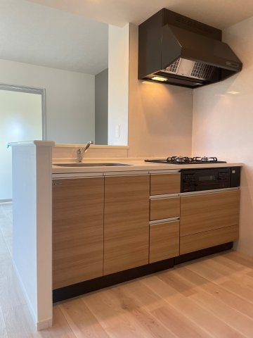 Ｃａｓａ　Ｓｔｒａｄａｌｅ　（カーサ・ストラダーレ）のキッチン