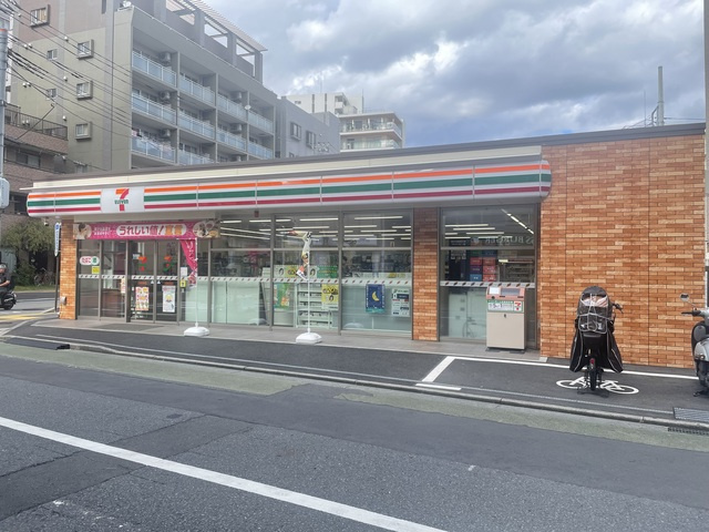 Ｃａｓａ　Ｓｔｒａｄａｌｅ　（カーサ・ストラダーレ）のその他|セブンイレブン川崎多摩区役所前店