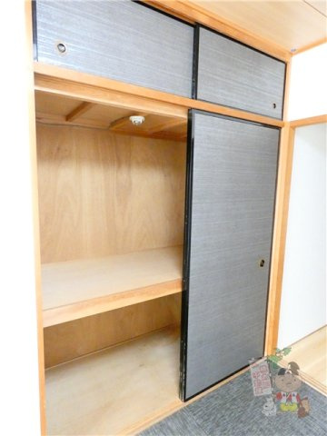 シャトレーしょうこうの収納