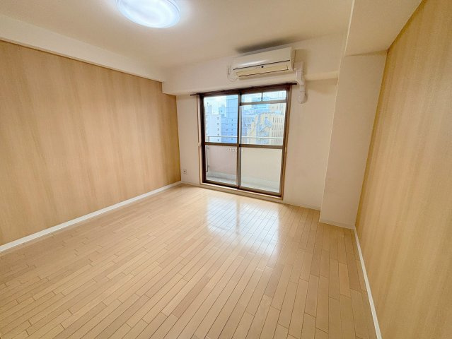 ルミエール新大阪の寝室