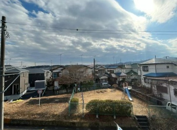 【中古】入間郡毛呂山町南台中古住宅の展望|南側公園で陽当り良好！