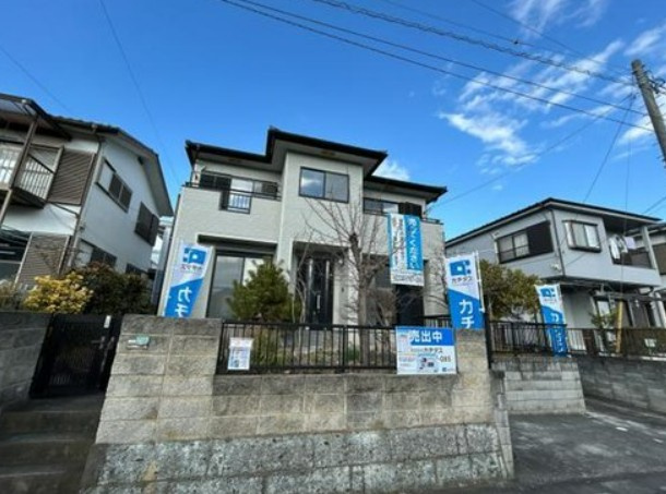 【中古】入間郡毛呂山町南台中古住宅の外観|陽当り良好！
雨漏りや主要部分の保証が２年付きます！