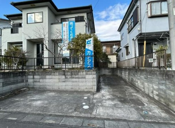 【中古】入間郡毛呂山町南台中古住宅の駐車場|駐車スペース２台分！