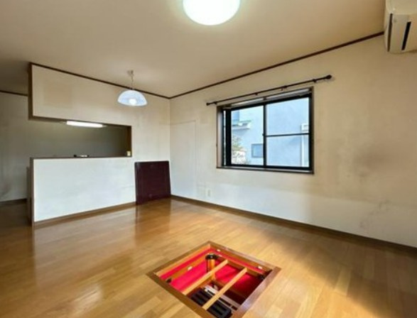 【中古】入間郡毛呂山町南台中古住宅の居間・リビング|過ごしやすいLDKです！