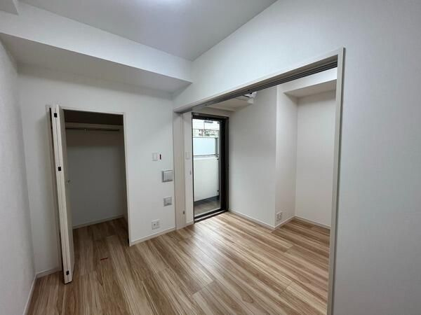 ＷＨＡＲＦ駒込の居間・リビング