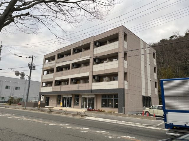 コンソラータ谷上