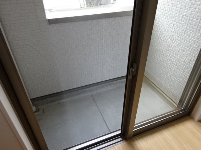 コンソラータ谷上のバルコニー