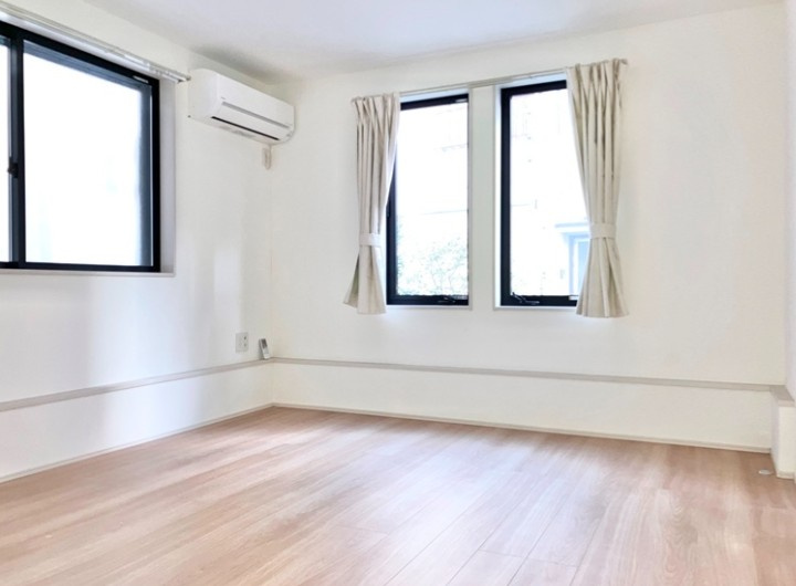 中落合戸建の寝室