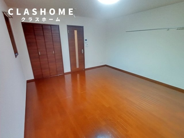 リーブル　シルクロード　　　刈谷市近郊の賃貸はクラスホームの居間・リビング|同物件の別部屋になります。