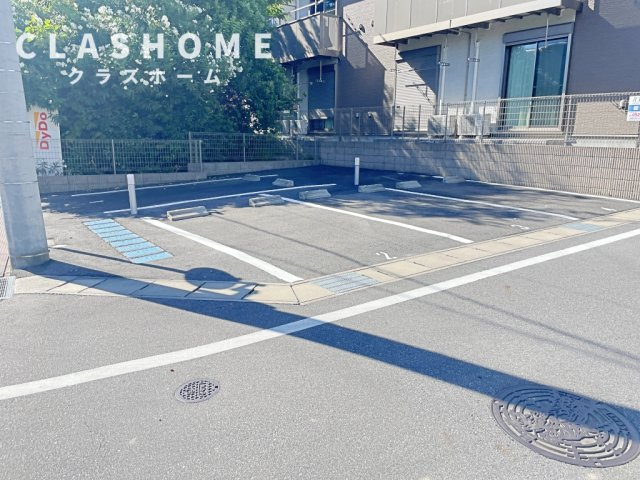 リーブル　シルクロード　　　刈谷市近郊の賃貸はクラスホームの駐車場