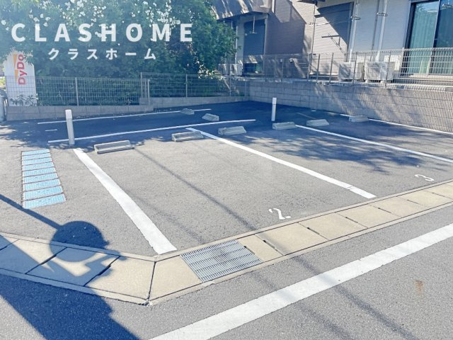 リーブル　シルクロード　　　刈谷市近郊の賃貸はクラスホームの駐車場