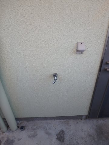 ウイング白金Bのその他|玄関横洗濯機置き場