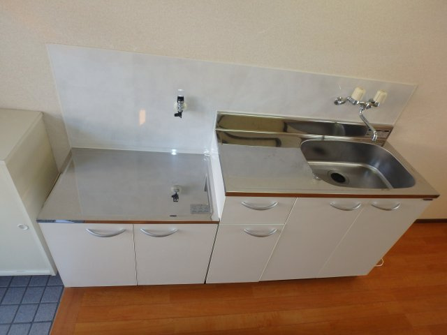 ウイング白金Bのキッチン|退去前の為、以前の写真です。