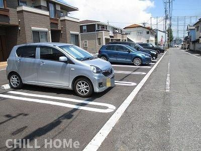アウローラⅠの駐車場|当社、チルホームのHPもご覧ください(^^)/物件情報多数♪