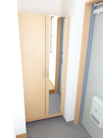 アビニヨンの玄関