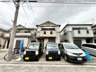 【駐車場】 | 草部　中古一戸建 | ☆４ＬＤＫの暮らしやすいお住まい☆お子様のお部屋や趣味のお部屋もご用意いただけます♪