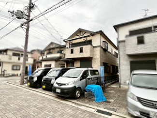 【外観】 | 草部　中古一戸建 | 南西向き日当たり良好！たっぷりの陽光に包まれる明るい住まいに気持ちも明るくなりますね♪