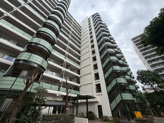 パークシティ溝の口D棟の外観