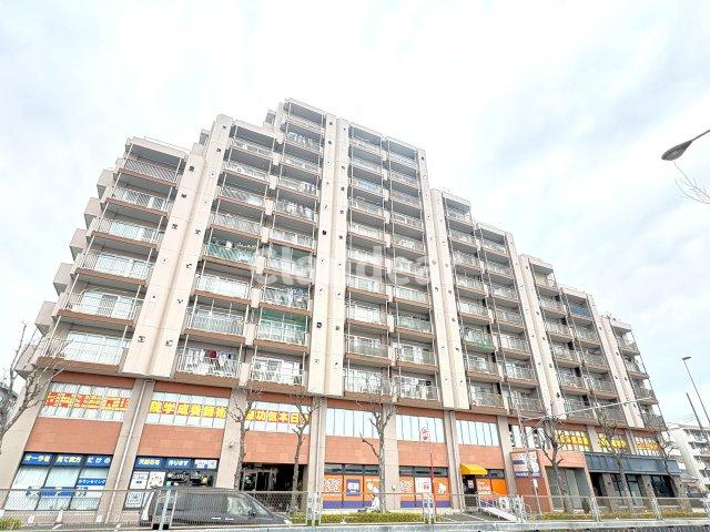 いづみハイツ竹の塚の外観|ドキドキの新生活も、安心してスタート。ぴったりの住まいを見つけませんか？クランディアが一緒に住まい選びをサポートします‼　まずは、お気軽にお問合せください　＃クランディア