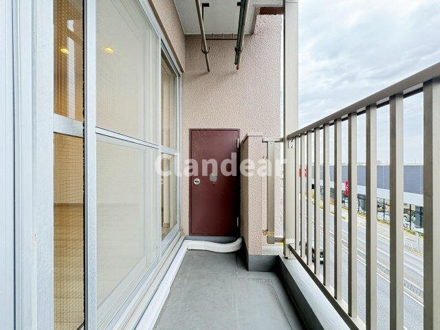 いづみハイツ竹の塚のバルコニー|ドキドキの新生活も、安心してスタート。ぴったりの住まいを見つけませんか？クランディアが一緒に住まい選びをサポートします‼　まずは、お気軽にお問合せください　＃クランディア