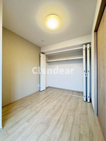 いづみハイツ竹の塚の洋室|ドキドキの新生活も、安心してスタート。ぴったりの住まいを見つけませんか？クランディアが一緒に住まい選びをサポートします‼　まずは、お気軽にお問合せください　＃クランディア