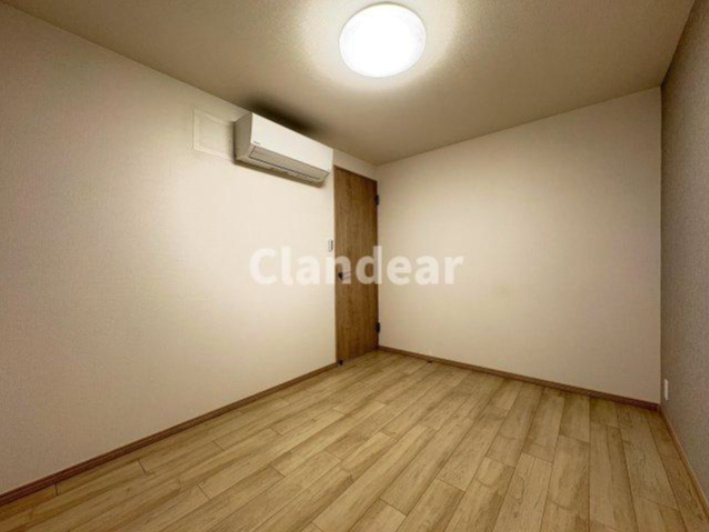 いづみハイツ竹の塚の洋室|ドキドキの新生活も、安心してスタート。ぴったりの住まいを見つけませんか？クランディアが一緒に住まい選びをサポートします‼　まずは、お気軽にお問合せください　＃クランディア