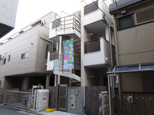 ラ・ルーチェの外観|閑静な住宅地にあるアパートです。