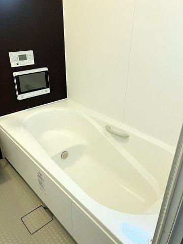 テレビ付きの浴室は【1616サイズ】です。
雨の日の洗濯にも便利な浴室換気乾燥機付き