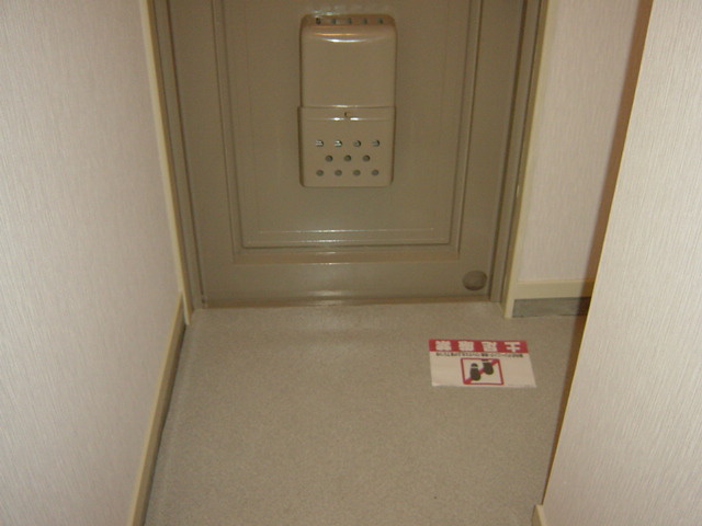 サニー加島の玄関|玄関