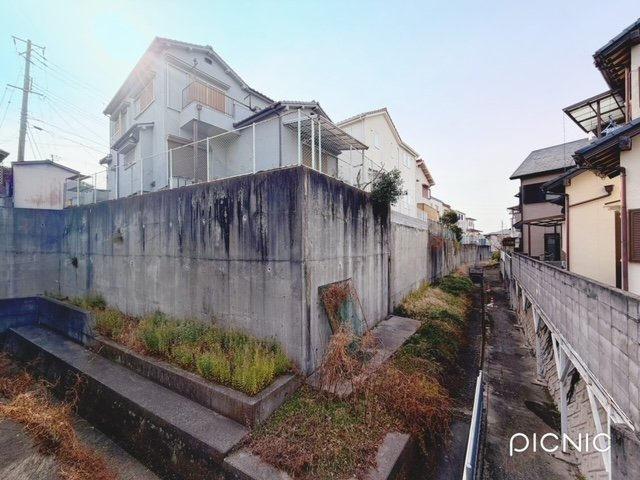 戸建　魚住町西岡の前面道路含む現地写真|前面道路含む現地写真です