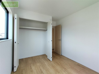 【洋室】 | 並列2台駐車　ワークスペース　パントリー付き　6号棟　曽谷