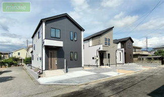 【外観】 | 並列2台駐車　リビングイン階段　7号棟　曽谷 | 洗練されたデザインが映える外観です。同タイプ