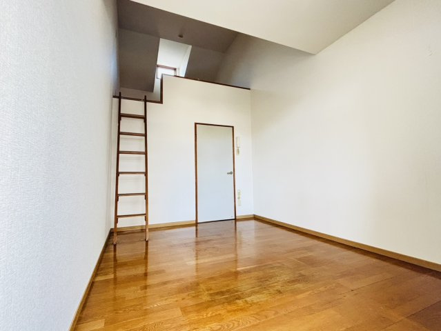 コーポサンクスの居間・リビング