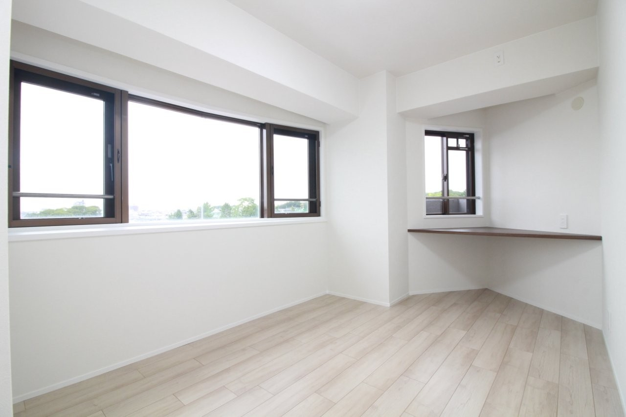 サンシティ稲熊の洋室