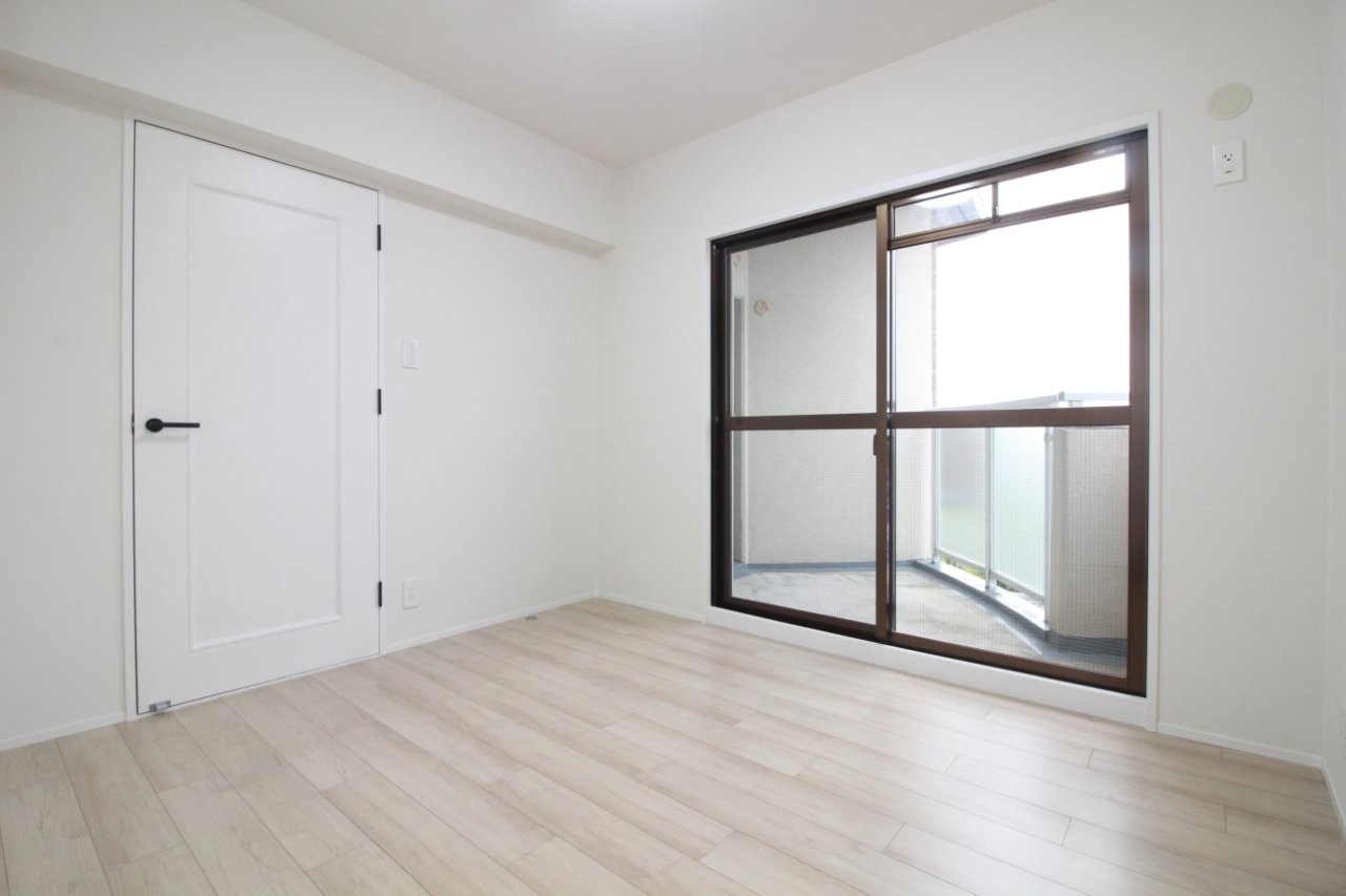 サンシティ稲熊の洋室