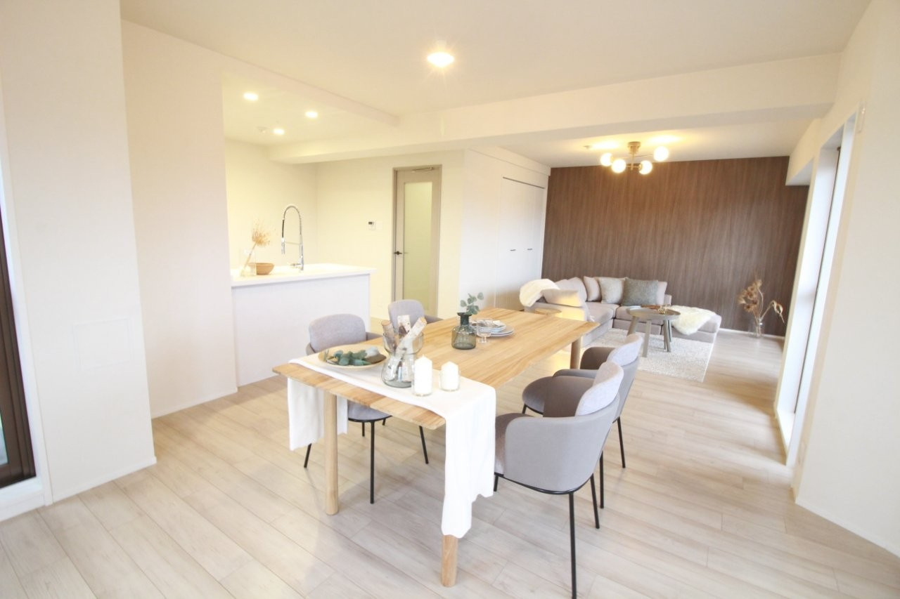 サンシティ稲熊の居間・リビング