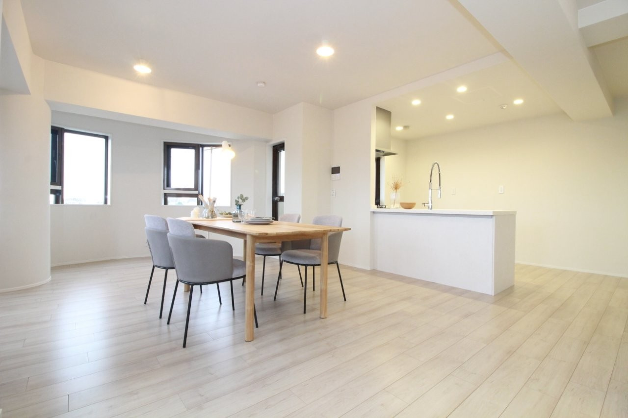 サンシティ稲熊の居間・リビング