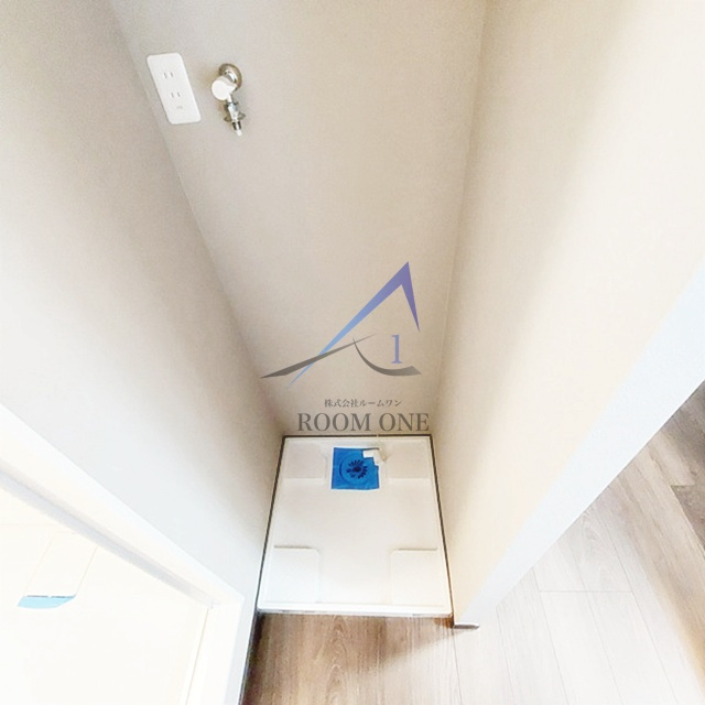 ドミトリー大岡山の設備|洗濯機置き場です。